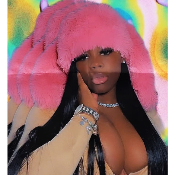 Meet your Posher, Shamya - Picture 1 of 1